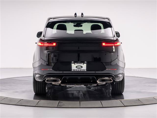 New 2027 Land Rover Range Rover Sport Dynamic SE AWD/4WD image 4