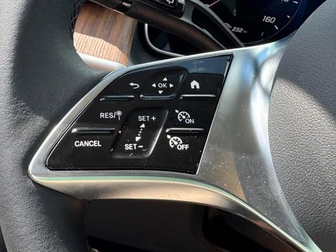 Certified 2025 Mercedes-Benz GLC 350e 4MATIC image 16