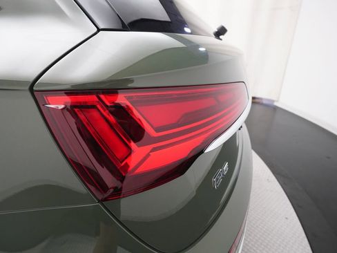 Used 2023 Audi Q5 2.0T Prestige w/ Prestige Package image 12