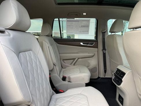 New 2026 Volkswagen Atlas SEL Premium R-Line AWD/4WD image 6