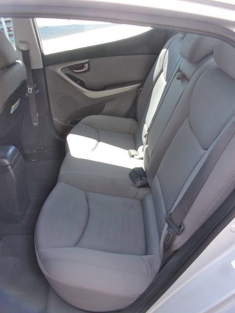 Used 2012 Hyundai Elantra GLS w/ Preferred Pkg 3 FWD image 18