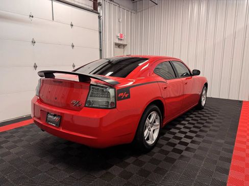 Used 2010 Dodge Charger R/T RWD image 4