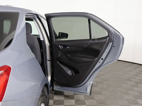 Used 2019 Chevrolet Equinox LT image 16