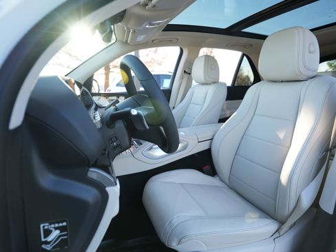 New 2026 Mercedes-Benz GLE 450 4MATIC image 35