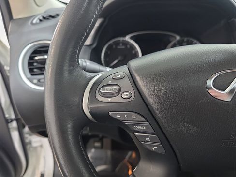 Used 2019 INFINITI QX60 Luxe w/ Essential Package image 17