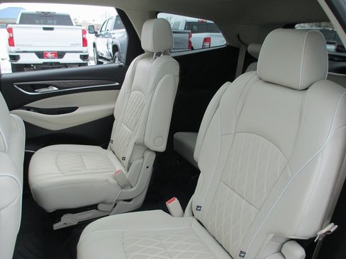 Certified 2023 Buick Enclave Avenir w/ Avenir Technology Package image 18