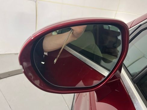 Used 2017 Buick Envision Preferred AWD/4WD image 39