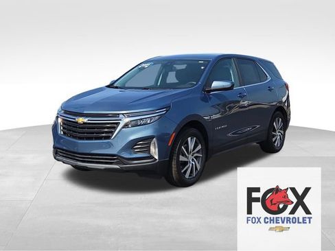 Certified 2024 Chevrolet Equinox LT w/ LPO, Floor Liner Package FWD image 1