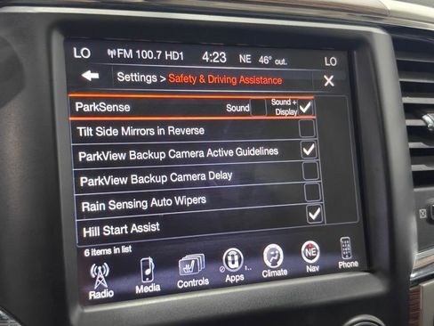 Used 2014 RAM 2500 Laramie w/ Convenience Group AWD/4WD image 55