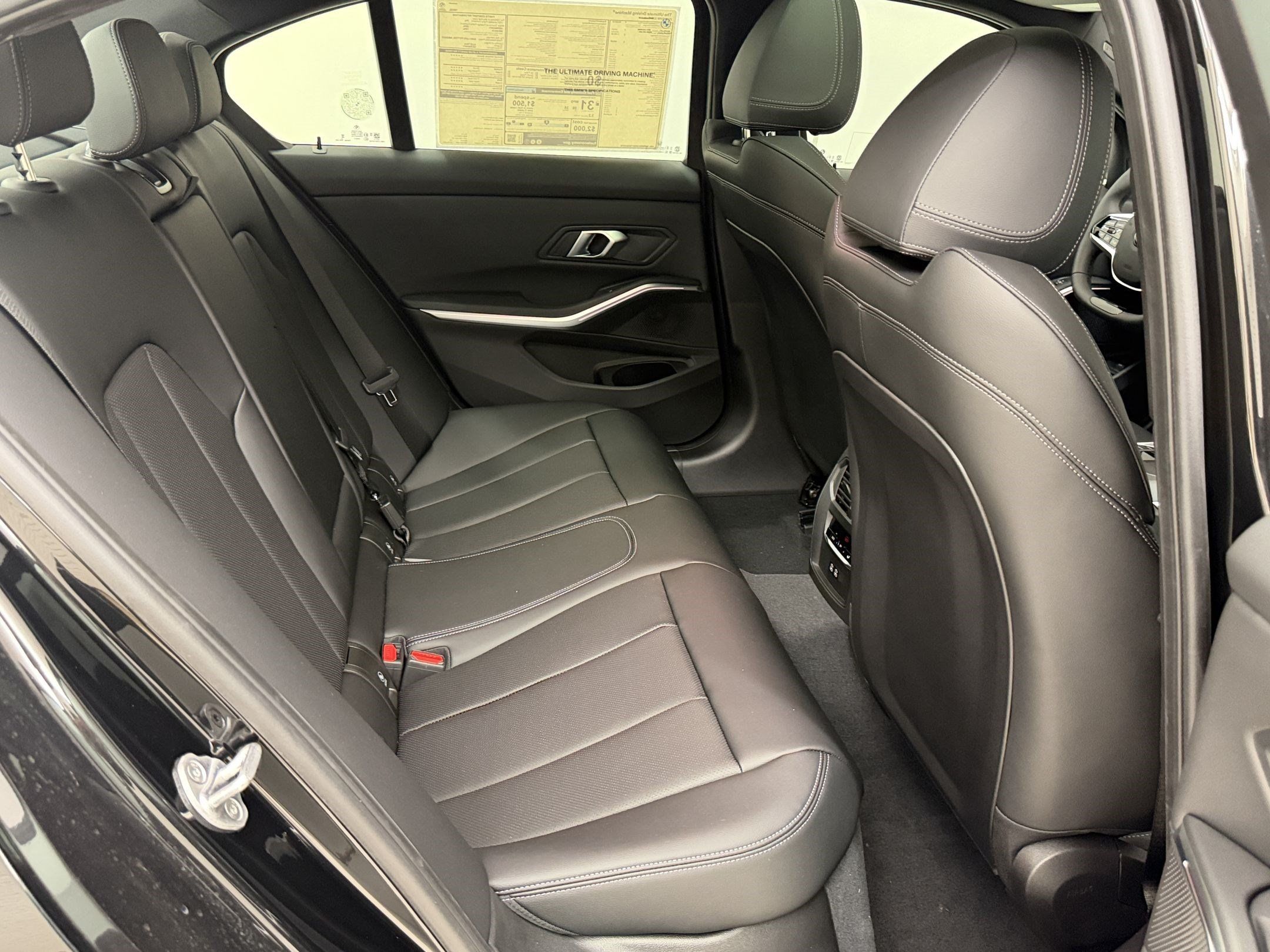 New 2026 BMW 330i Sedan w/ Convenience Package RWD image 30