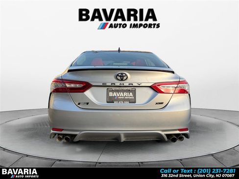 Used 2020 Toyota Camry XSE image 4