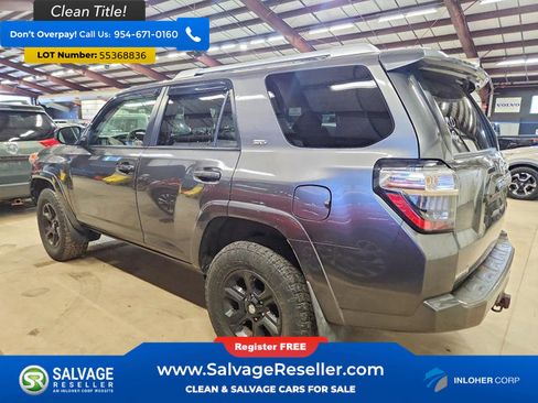 Used 2015 Toyota 4Runner SR5 AWD/4WD image 3