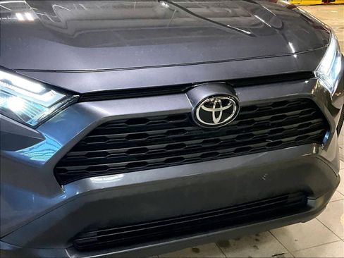 Used 2024 Toyota RAV4 LE image 31
