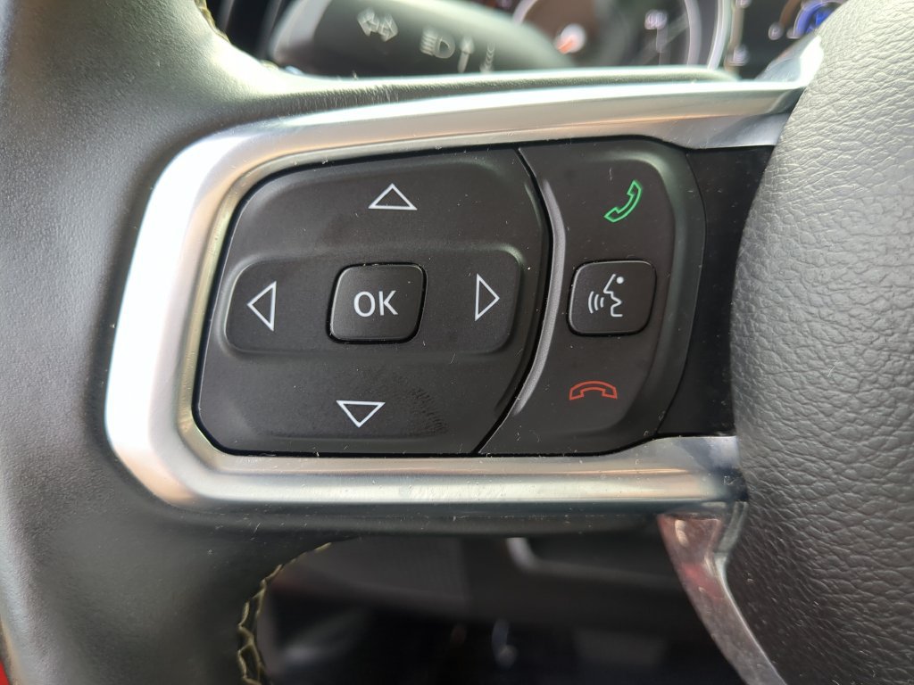Used 2019 Jeep Wrangler Unlimited Sahara AWD/4WD image 26