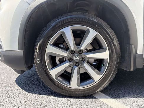 Used 2023 Honda Pilot Elite image 17