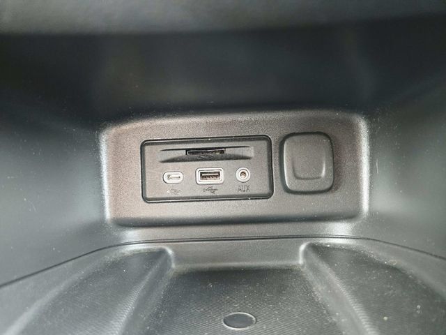 Certified 2022 Chevrolet Equinox Premier AWD/4WD image 25