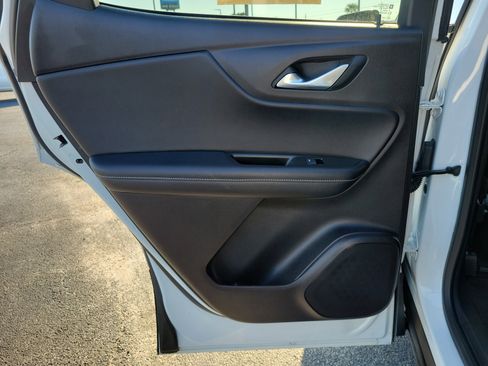 Used 2024 Chevrolet Blazer LT image 12