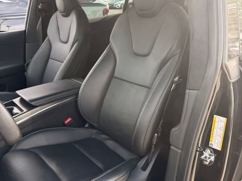 Used 2022 Tesla Model X Plaid AWD/4WD image 9