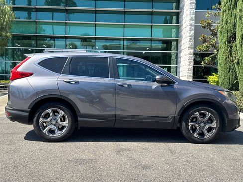 Used 2017 Honda CR-V EX image 4