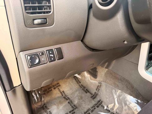 Used 2008 Nissan Pathfinder SE RWD image 20