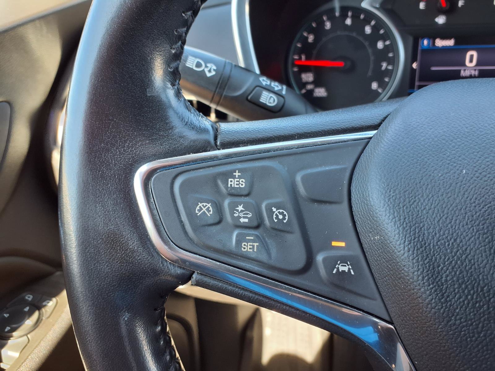 Used 2021 Chevrolet Equinox LT FWD image 12
