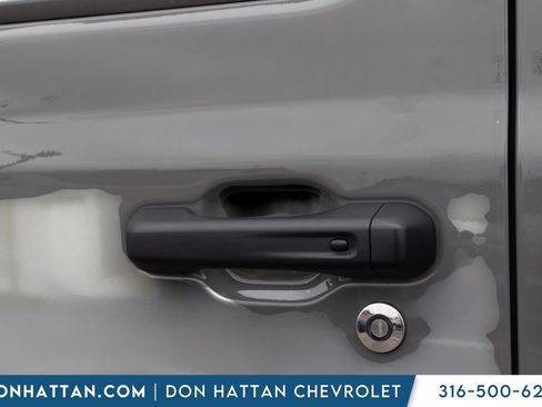 Used 2023 Jeep Wrangler Unlimited Sahara w/ Cold Weather Group AWD/4WD image 26