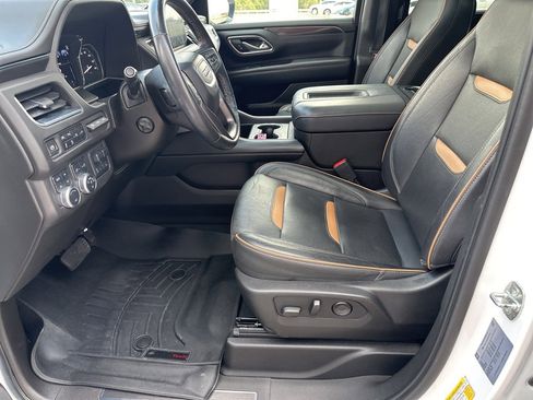 Used 2021 GMC Yukon AT4 w/ AT4 Premium Plus Package image 15