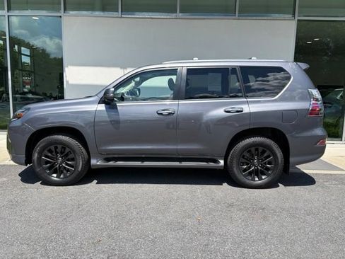 Used 2023 Lexus GX 460 Premium w/ Premium Plus Package AWD/4WD image 2