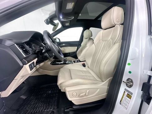 Used 2022 Audi Q5 2.0T Premium AWD/4WD image 4
