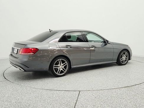 Used 2016 Mercedes-Benz E 350 Sedan image 5