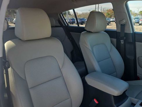 Used 2021 Kia Sportage EX image 25