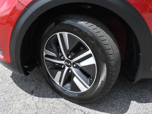 Used 2020 Kia Niro EX FWD image 44