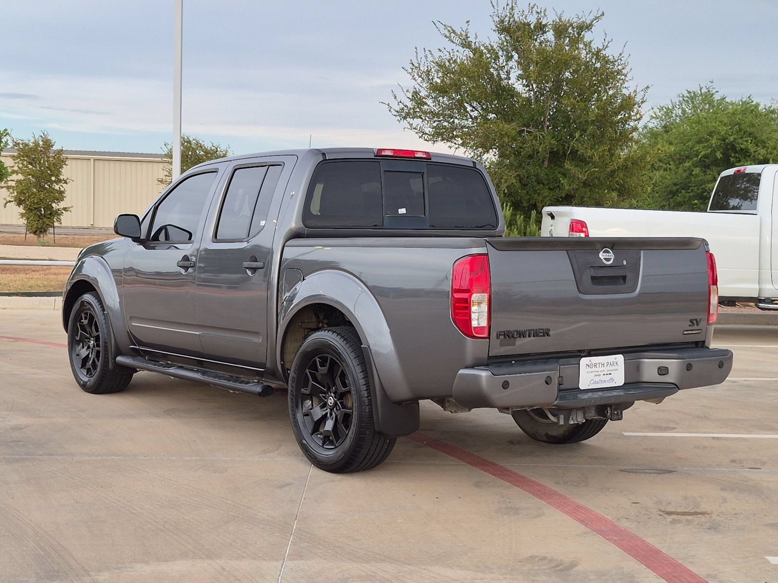 Used 2018 Nissan Frontier SV w/ Value Truck Package RWD image 5