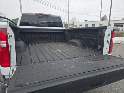 Used 2020 Chevrolet Silverado 3500 LTZ w/ LTZ Premium Package image 18