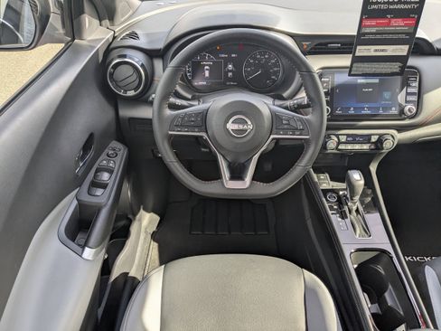 Certified 2024 Nissan Kicks SR w/ SR Premium Package image 15