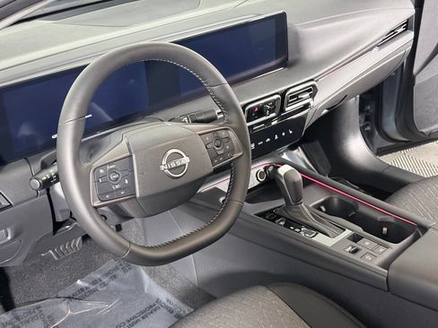 Certified 2026 Nissan Sentra SV w/ SV Convenience Package FWD image 13