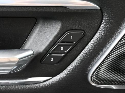 Used 2022 RAM 1500 Laramie AWD/4WD image 32