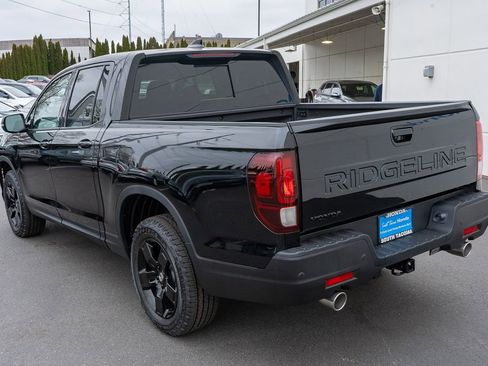 New 2026 Honda Ridgeline Black Edition image 8