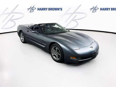 Used 2004 Chevrolet Corvette Convertible w/ Preferred Equipment Group RWD image 28