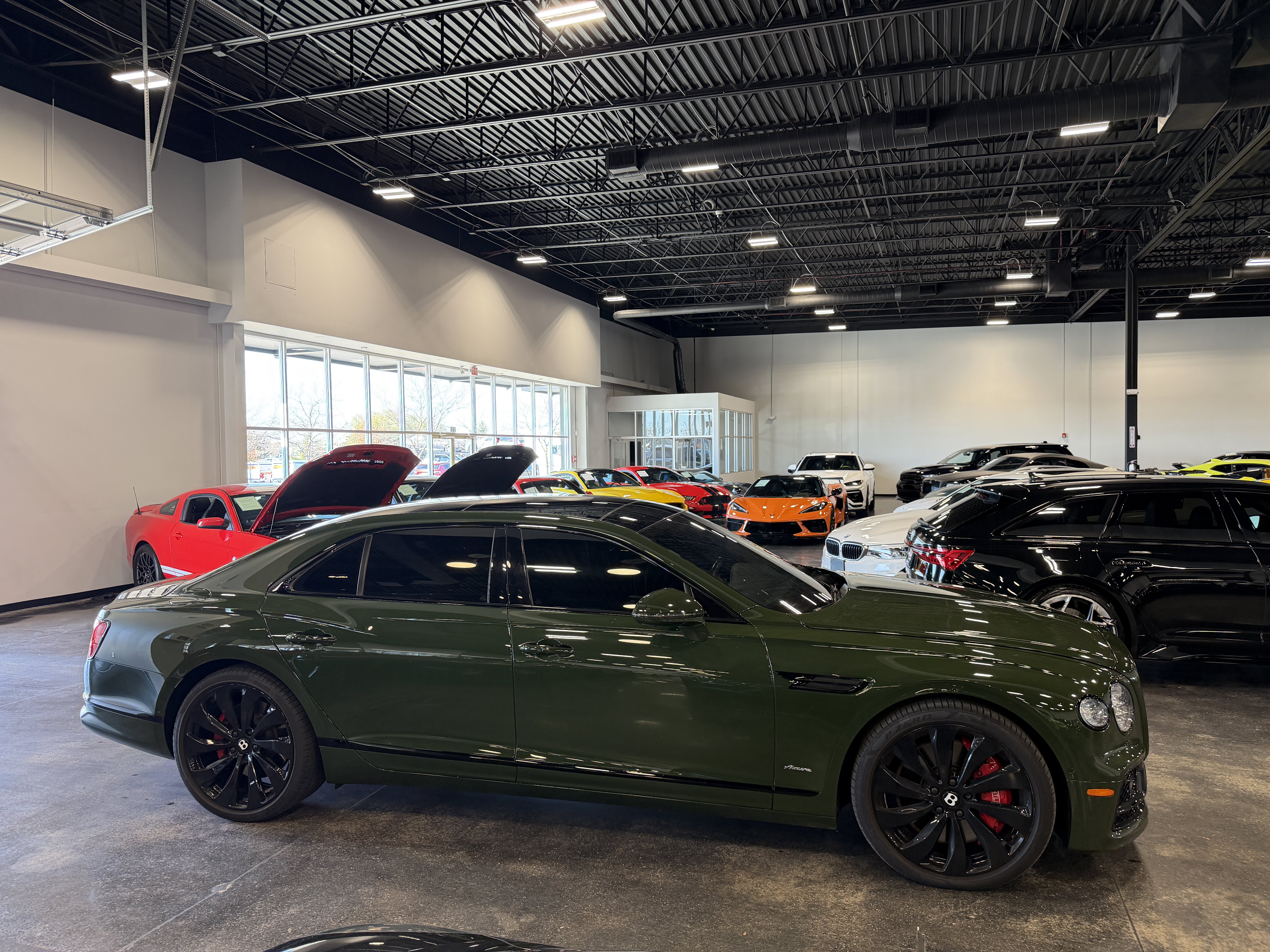 Used 2023 Bentley Flying Spur Azure AWD/4WD image 8