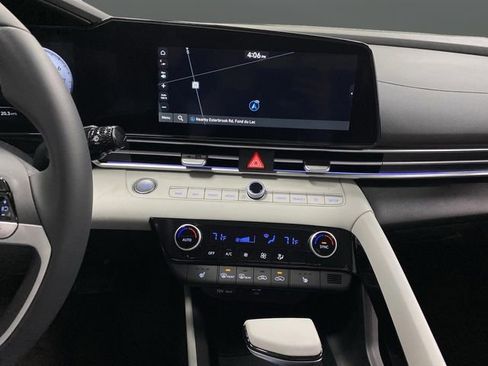 New 2026 Hyundai Elantra Limited image 9