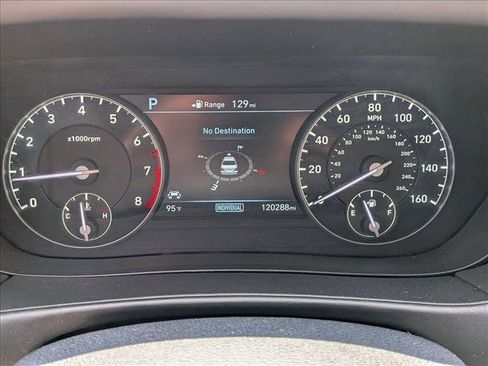 Used 2019 Genesis G90 5.0 Ultimate image 11