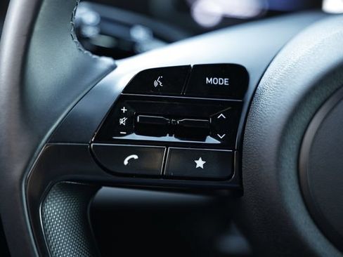 Certified 2025 Hyundai Elantra Sport FWD image 31