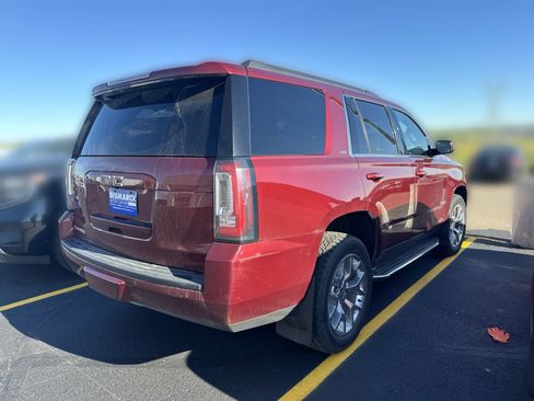 Used 2018 GMC Yukon SLT w/ HD Trailering Package AWD/4WD image 3