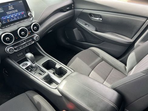 Used 2022 Nissan Sentra SV w/ All-Weather Package FWD image 14