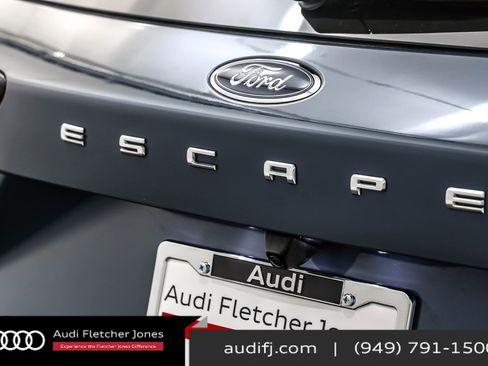 Used 2023 Ford Escape FWD image 9
