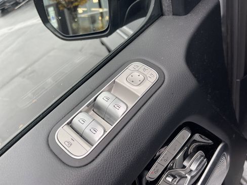 Certified 2023 Mercedes-Benz G 550 w/ Exclusive Interior Package image 15