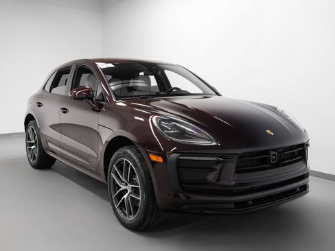 New 2026 Porsche Macan image 10