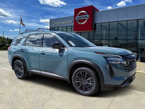 New 2026 Nissan Pathfinder SL w/ SL Premium Package image 1