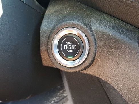 Used 2023 Chevrolet TrailBlazer LT w/ Convenience Package FWD image 22